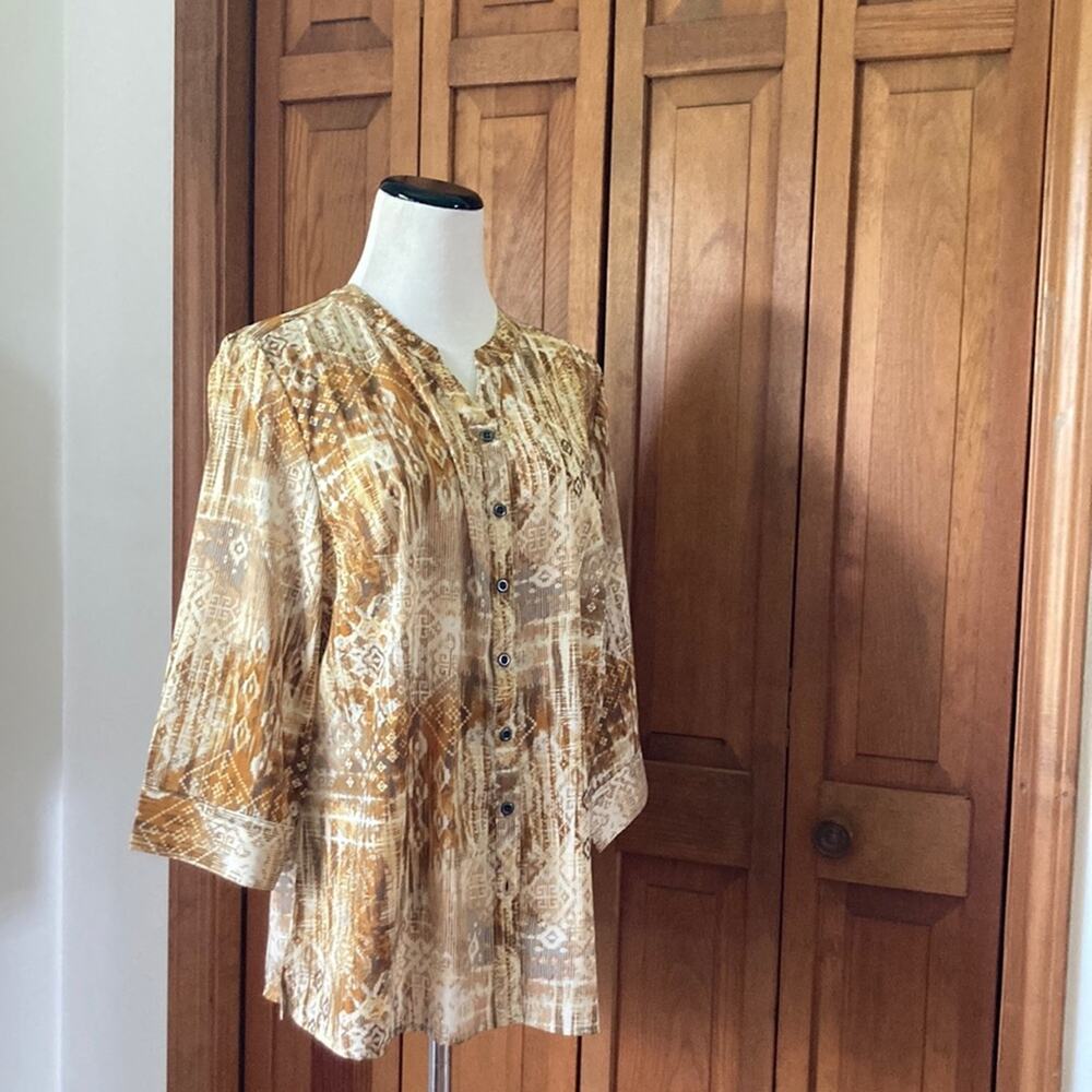Denim & Co Cream & Brown Print Buttondown Shirt, Size M